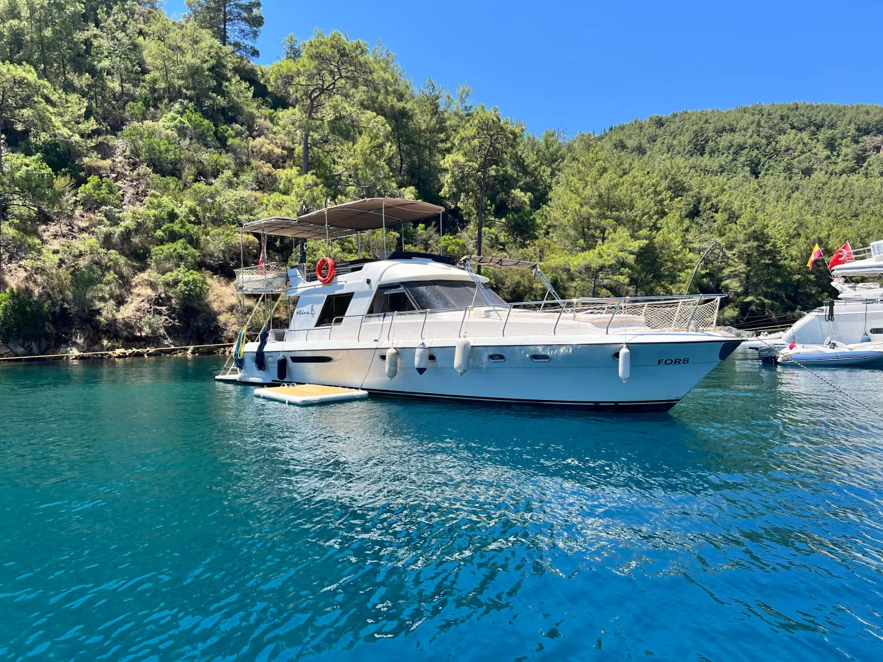 Göcek Koylarında Lüks Motoryat